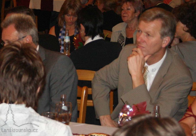 04_Reditel partnerske skoly ve Straubingu pan Johann Dilger.jpg
